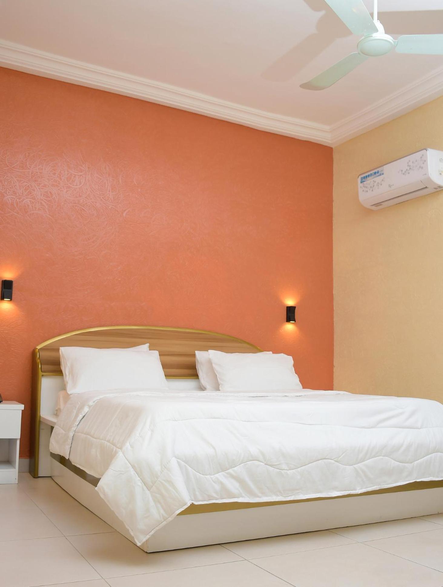 Hotel Mavilla קוטונו מראה חיצוני תמונה