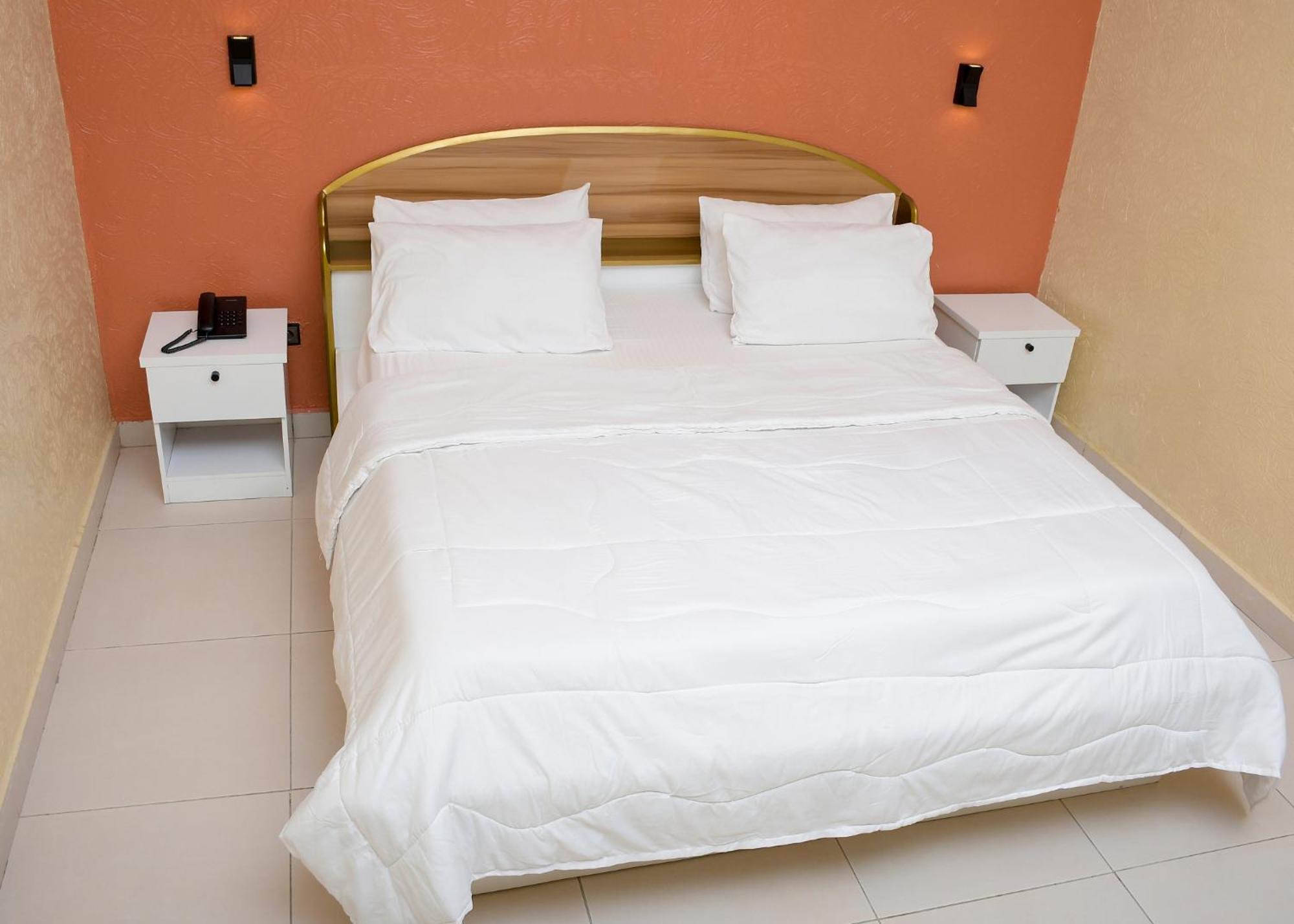 Hotel Mavilla קוטונו מראה חיצוני תמונה