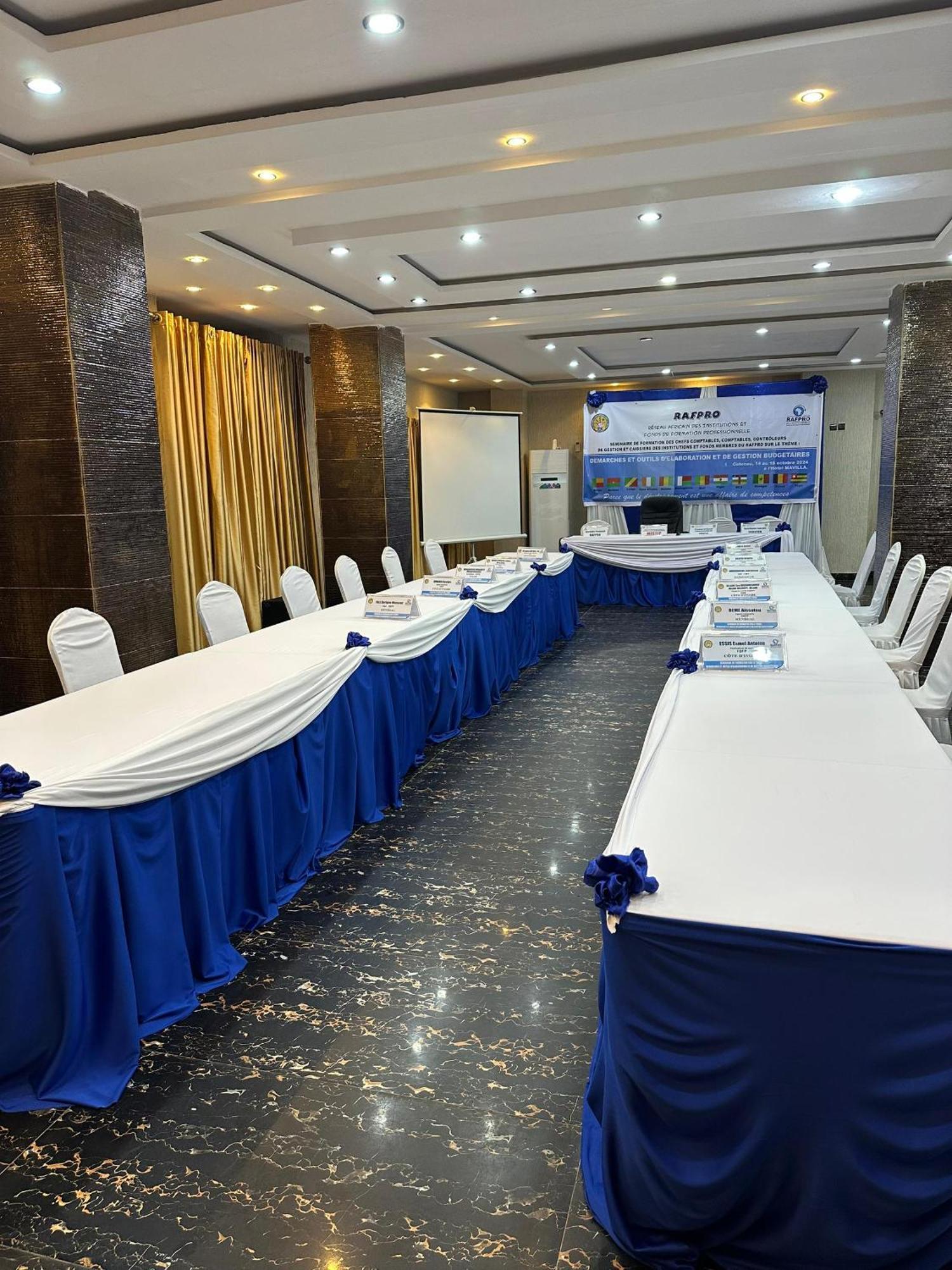 Hotel Mavilla קוטונו מראה חיצוני תמונה